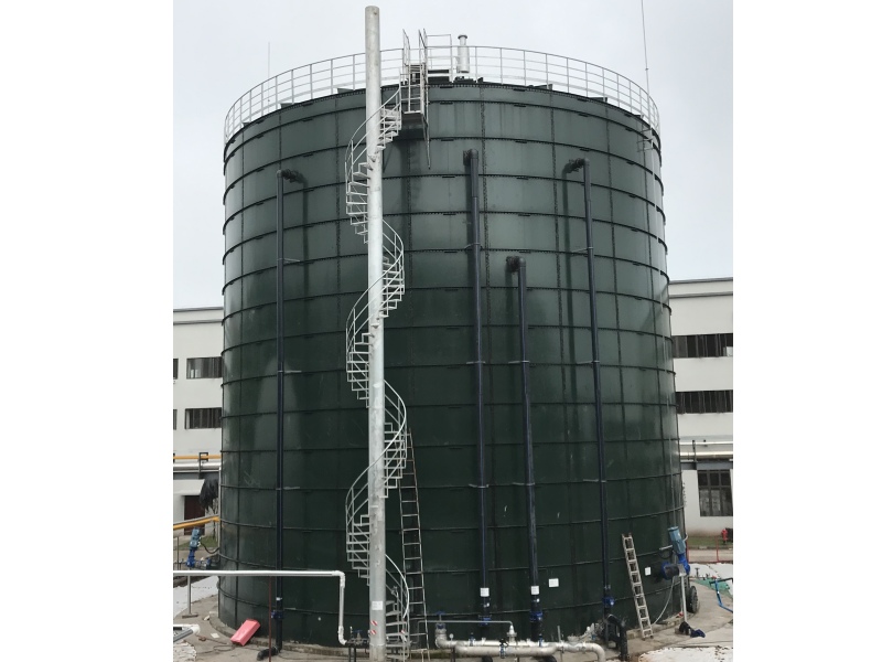 Enamel assembled tank